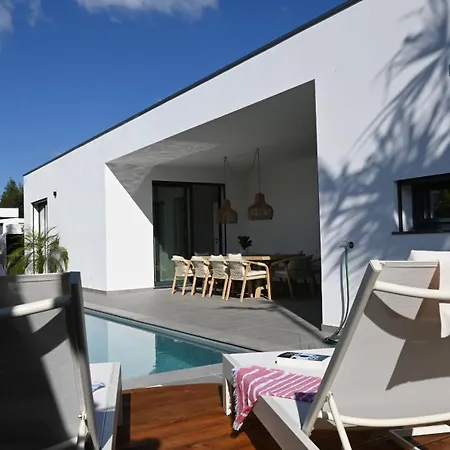 Olivia - By Smarthomes וילה