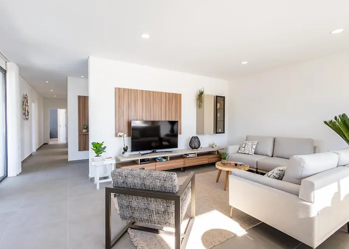 Olivia - By Smarthomes Villa